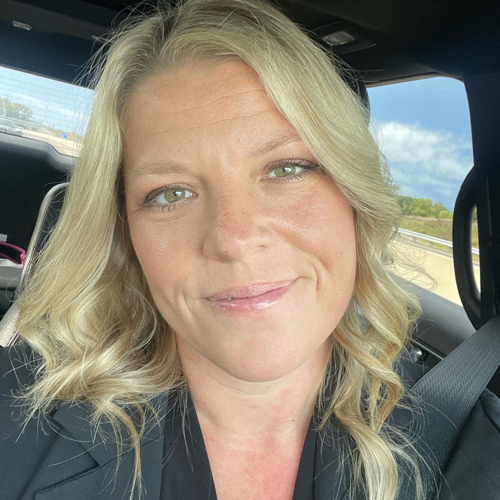 Meet your Posher, Ashley